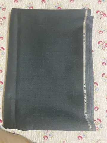 다크 그레이 울 폴리 혼방
