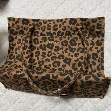 THE CACE DAILY MIRROR TOTE 레오파드 토트백