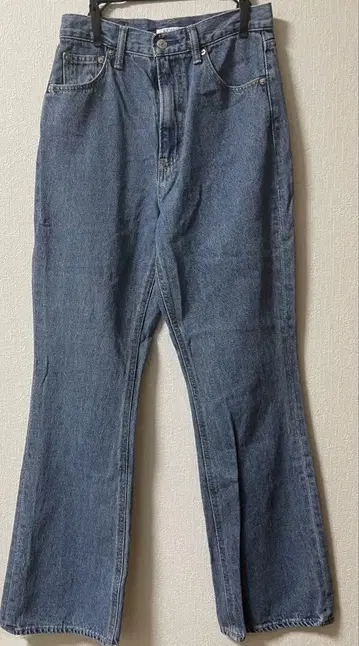 SLY JEANS 부츠 컷 데님