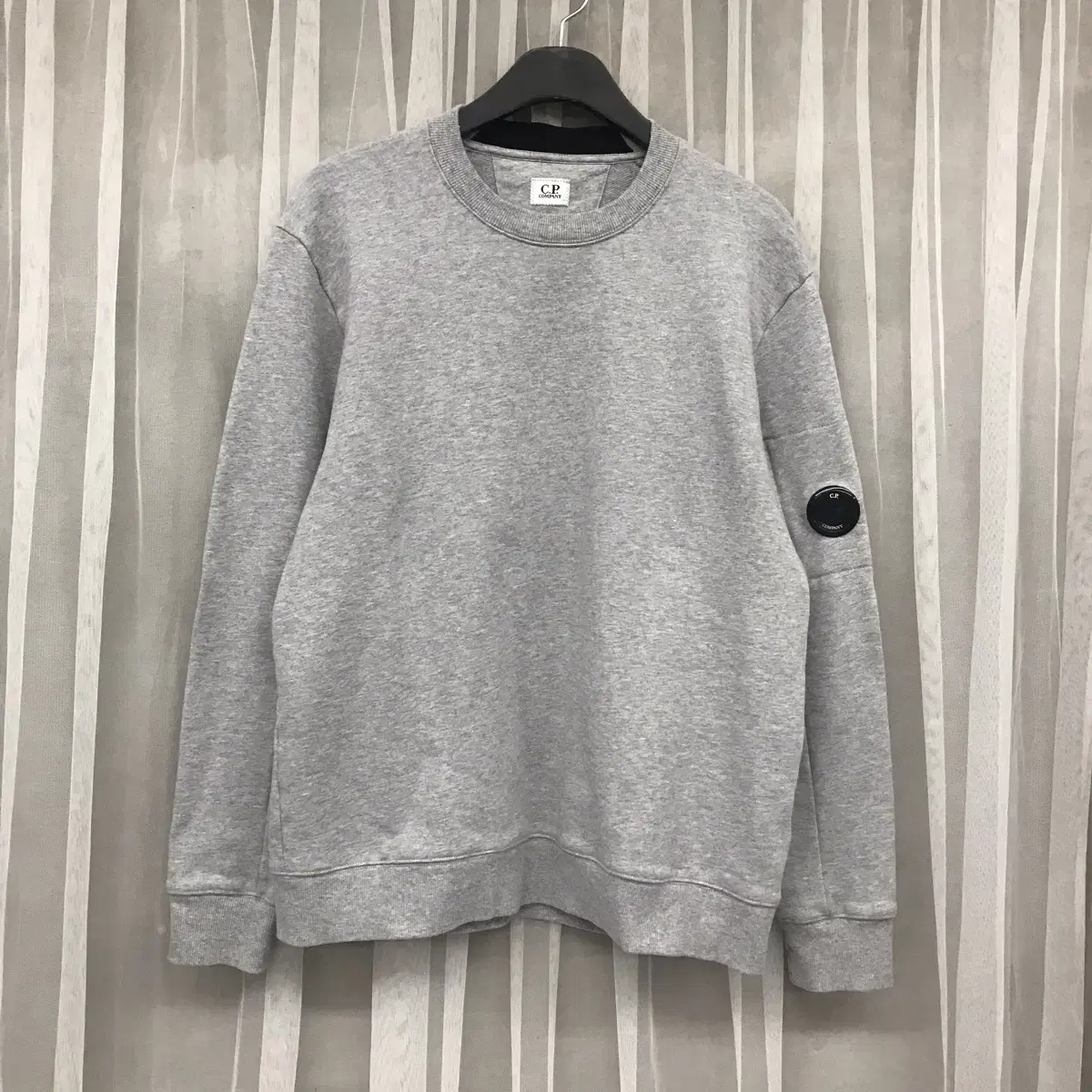 CP Company Raised Fleece Sweatshirt (XL size 105)