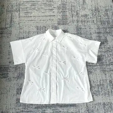 새상품급 gypsohila Good Luck Blouse 굿럭 블라우스