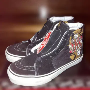 Vans Sk8-Hi 블랙 스컬 카드놀이 디자인