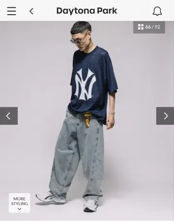 FREAK'S STORE 와이드 실루엣 트위스트 커브 데님 팬츠