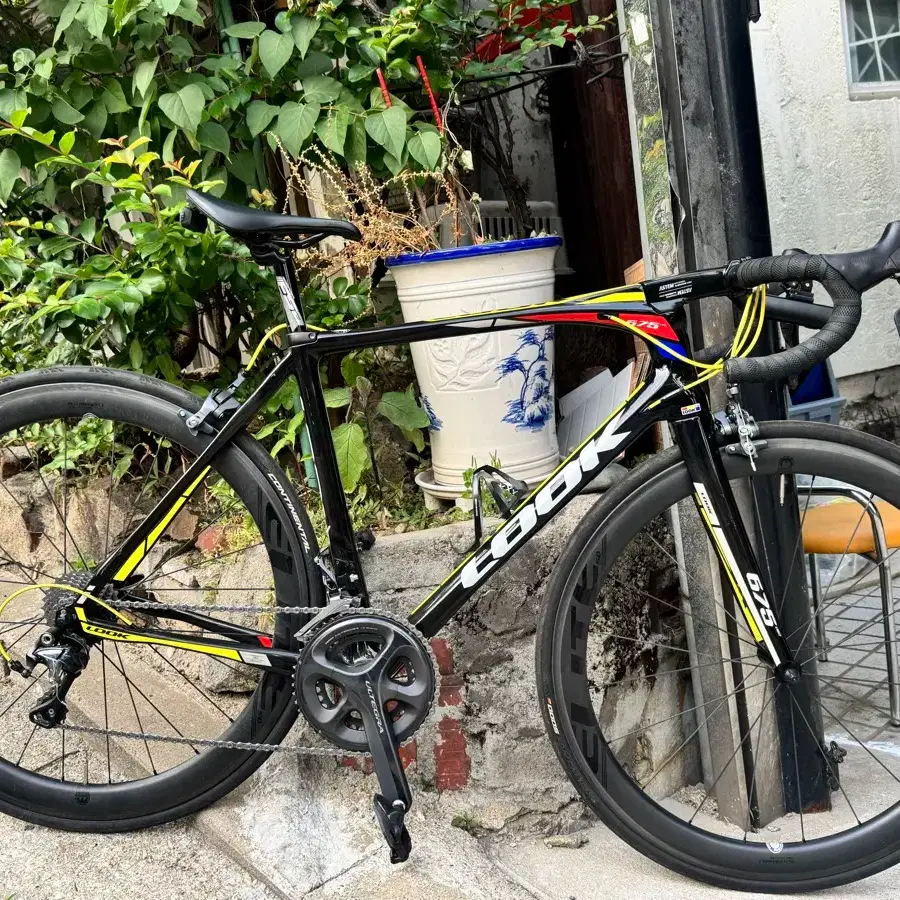 LOOK | look Look 675 Light Ultegra Carbon Road Bike on