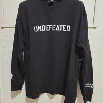 UNDEFEATED 블랙 긴팔 티셔츠 L