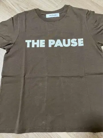 Whim Gazette THE PAUSE 티셔츠
