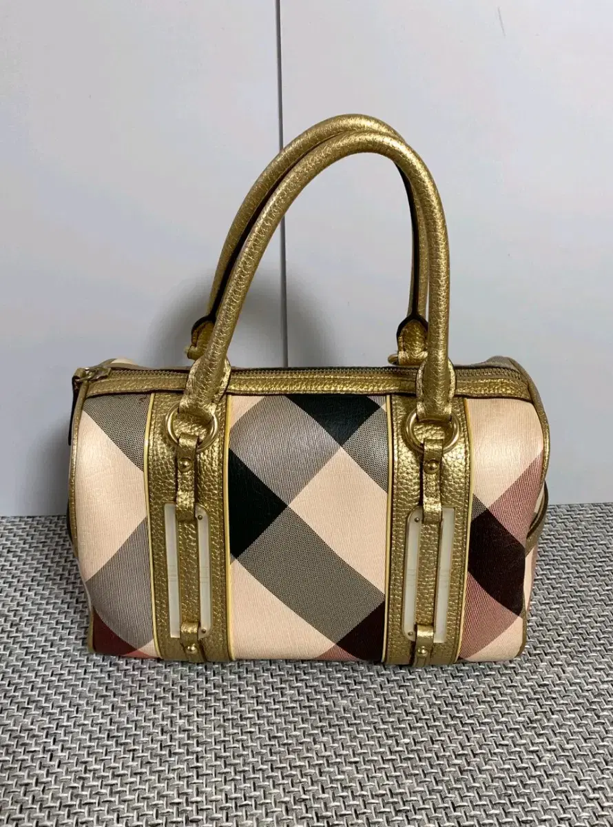 Daks Tote Bag
