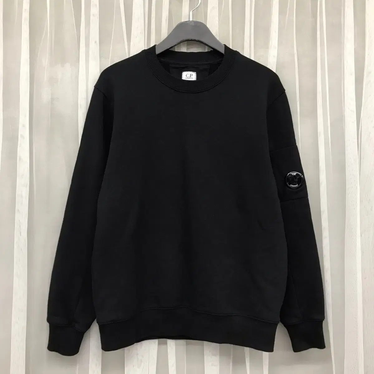 CP Company Raised Fleece Black Sweatshirt (L size 100)