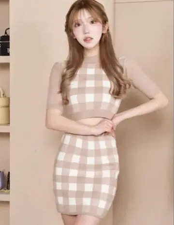다리치 깅엄 체크 니트 셋업 베이지