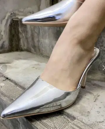GYDA 제이다 메탈릭 포인트 뮬 S 사이즈 힐 9cm