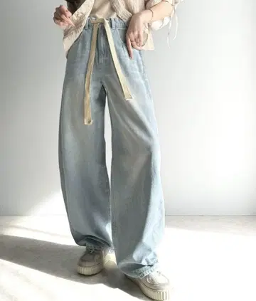 끈 포함 커브 이지 데님 팬츠