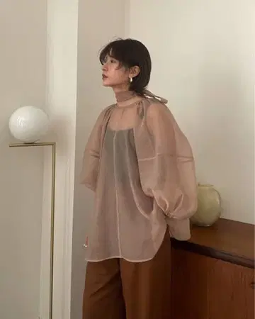 클레인 발룬 시어 퍼프 톱스