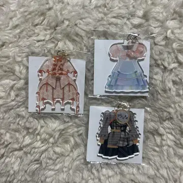 진사이 스즈카 의상 아크링 키링 3개 세트