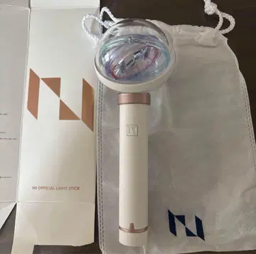 INI 응원봉