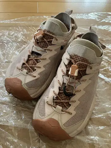 hoka 스니커즈