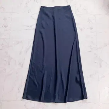 Teory 24SS FLUID MAXI SK A 새틴 맥시 스커트 00