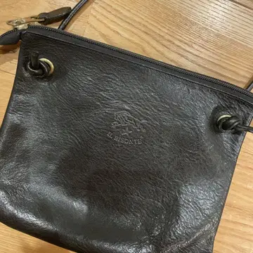 IL BISONTE 숄더백 사코슈 크로스 바디 천연 가죽