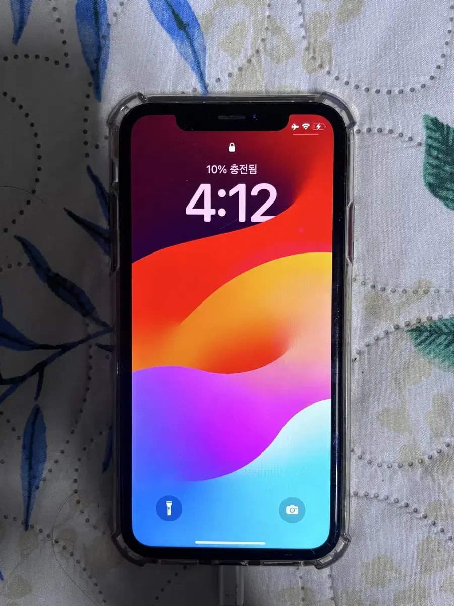 아이폰 XR 레드 64GB 배터리 82% / 기능 정상 / 후면 파손