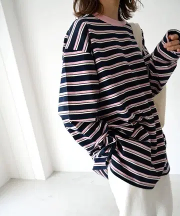 캐널 진 CANAL JEAN 레드 촙 워크스 보더 롱 T