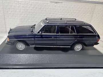 벤츠 W123 다크 블루 미니카 1/43