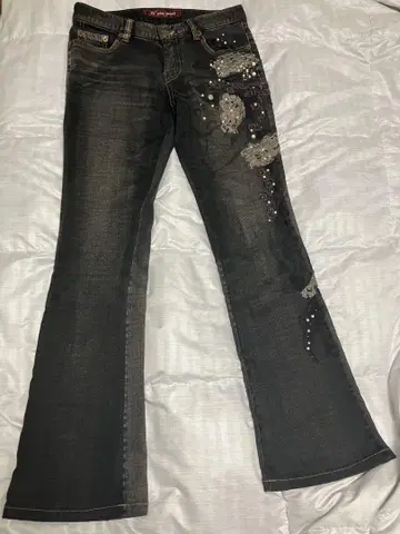 반짝반짝 청바지 레이스 펄 장식 데님 세련된 그레이 블랙