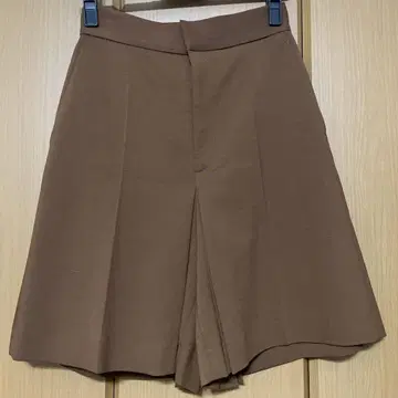 르 쉘 블루 Box Pleated Shorts 34