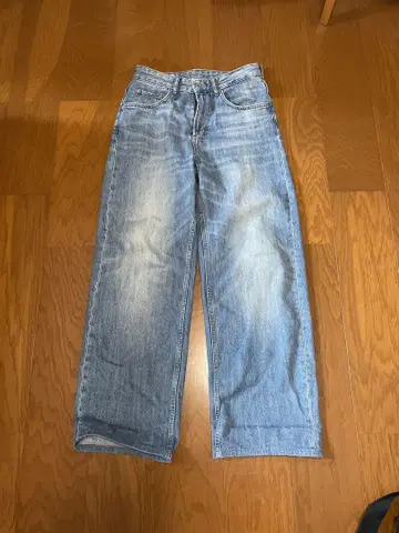 자라 BAGGY FIT 데님 팬츠