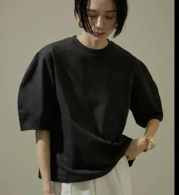 형태 슬리브 크루넥 티셔츠 [접촉 냉감, UV 케어] 블랙