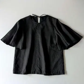 새상품급 쉽스 라미 숏 슬리브 백 리본 블라우스 블랙 린넨 100%