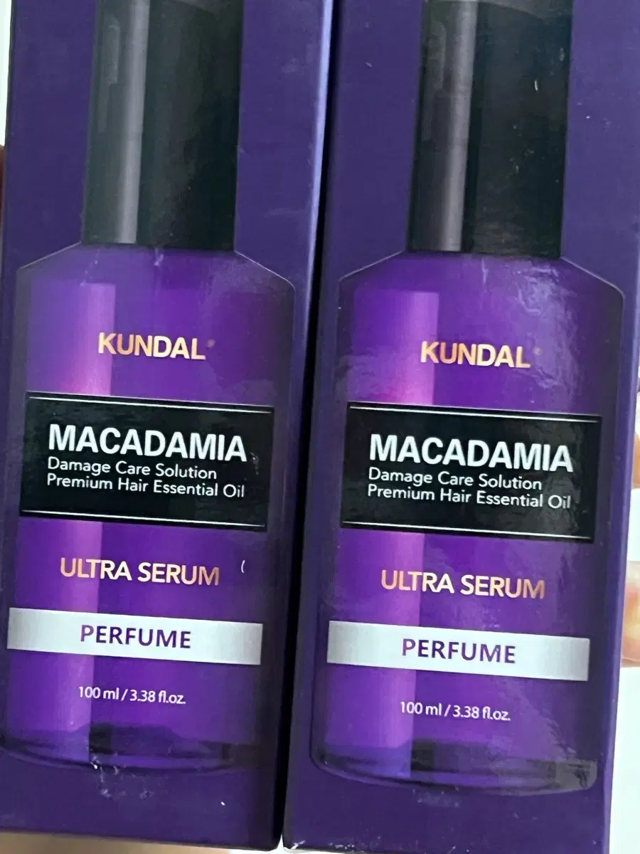 Two Kundal Hair Essences (Baby pow der Scent)