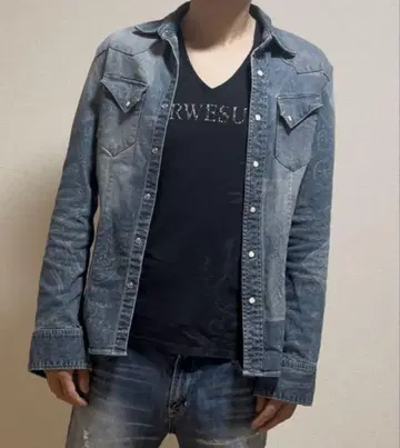 블랙 바이 반키쉬 데님 블루 긴팔 셔츠 포켓 부착