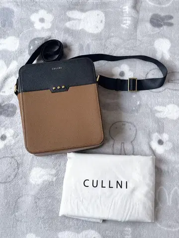CULLNI 가죽 숄더백