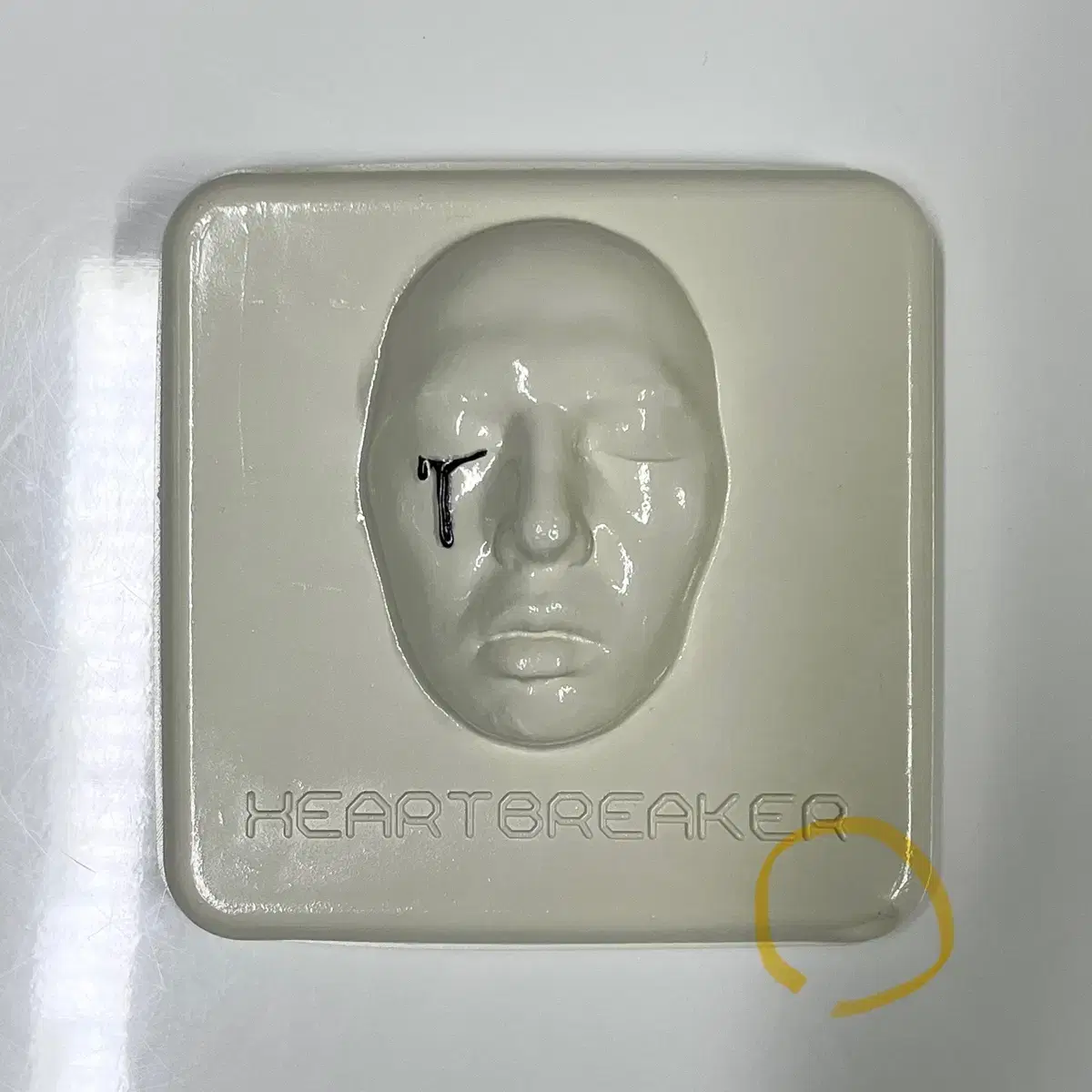 G-DRAGON | 지드래곤 G-dragon Kwon Ji-yong 1st Full Album