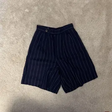 RALPH LAUREN (랄프 로렌) 네이비 스트라이프 하프 팬츠
