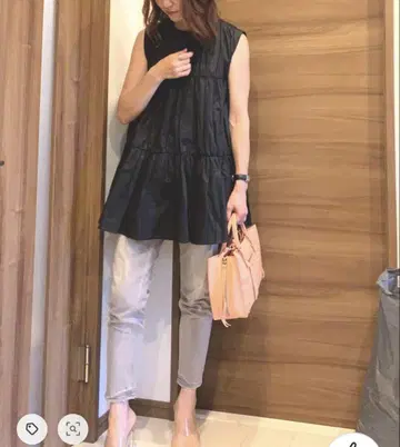 Mila Owen 백 리본 디자인 티어드 탑