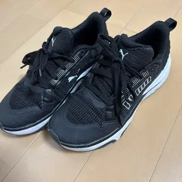 푸마 스니커즈 소프트 라이드 통굽 폭신폭신