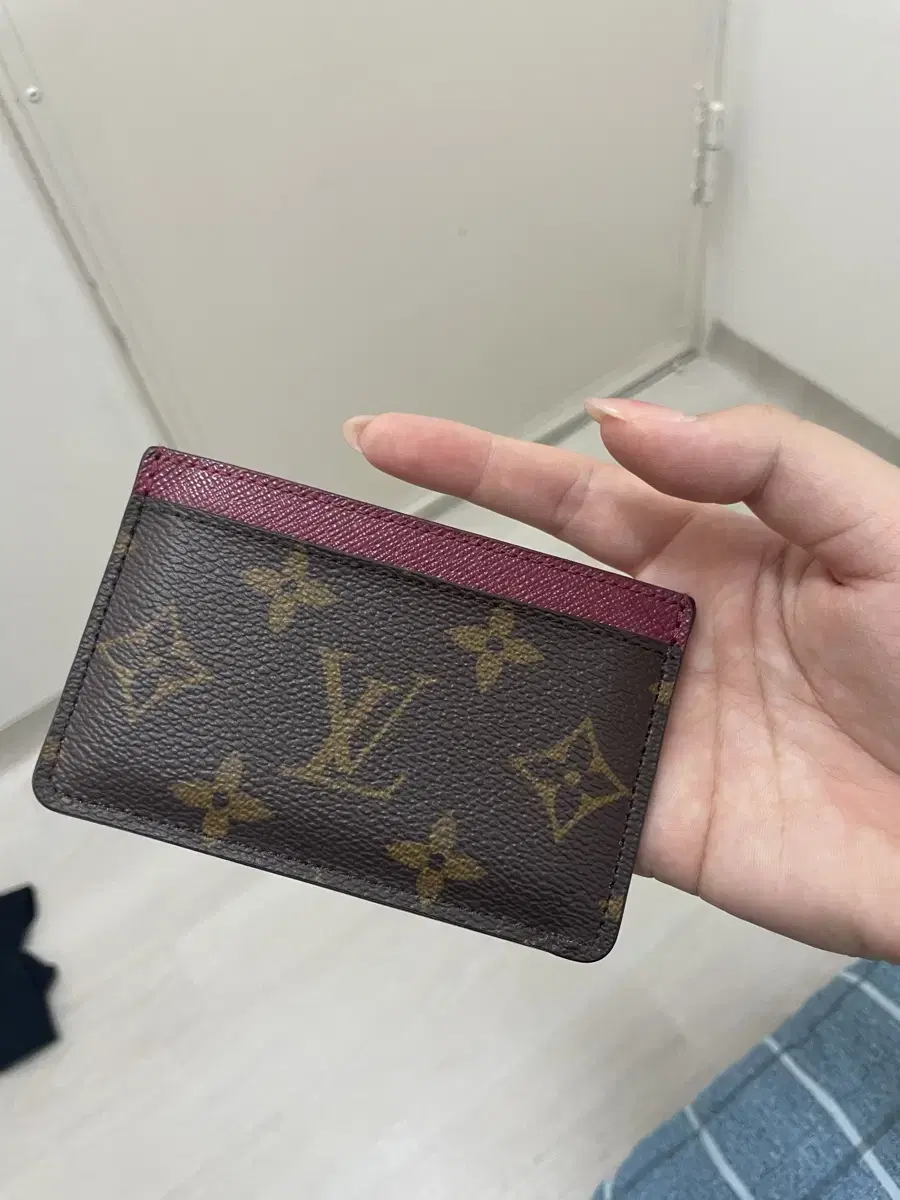 루이비통 모노그램 카드지갑