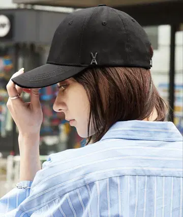 VARZAR 바자르 스터드 로고 캡