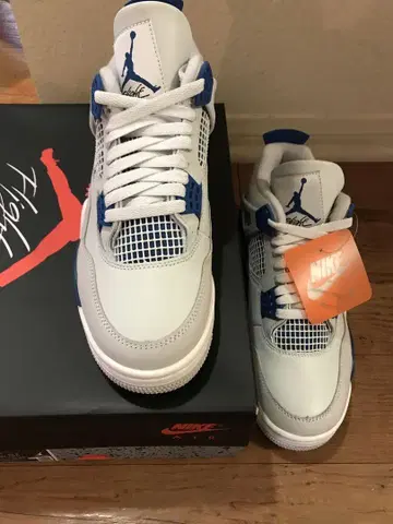[로스앤젤레스 현지 구매 상품] Air Jordan 4 Retro