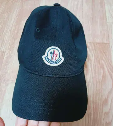 몽클레어 여성용 캡