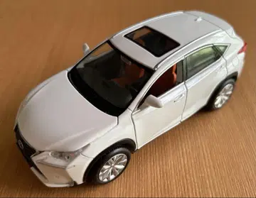 Lexus NX 200t 미니카 화이트 1/32
