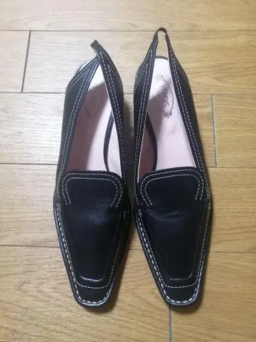 TOD'S 로퍼