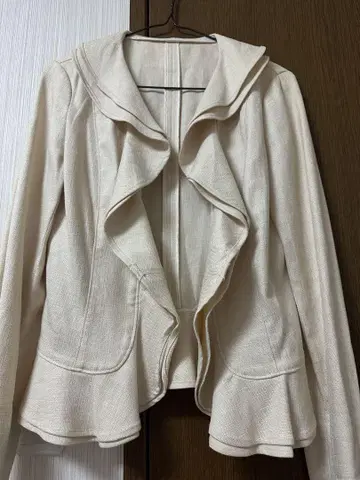 아이보리 자켓