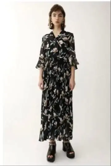 moussy 꽃무늬 쉬폰 플리츠 롱 원피스
