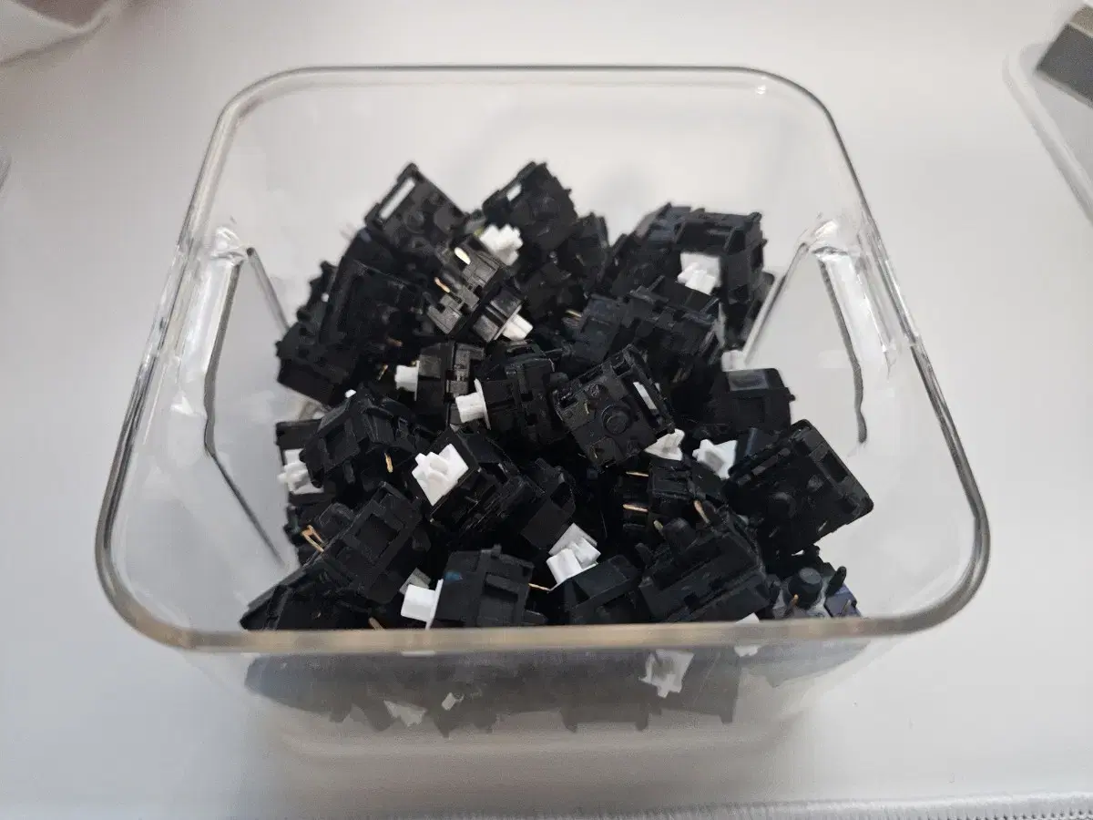 Snow Crash Switch, used once, 81 pieces