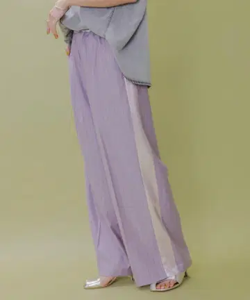 새상품 이번 시즌 완판템 에이미로우 사이드 라인 스트라이프 슬랙스 팬츠