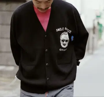 스컬 프린트 블랙 가디건