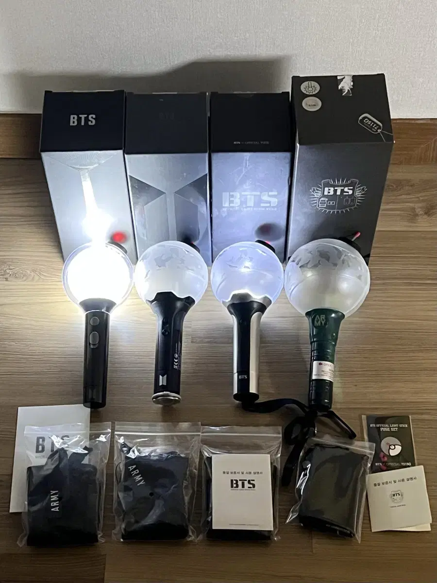 방탄소년단 BTS 아미밤 4가지 버전 일괄 판매합니다!