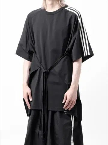 Y-3 디자인 티셔츠
