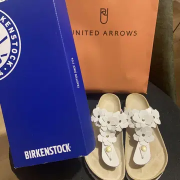 BIRKENSTOCK 플라워 플립플랍 화이트